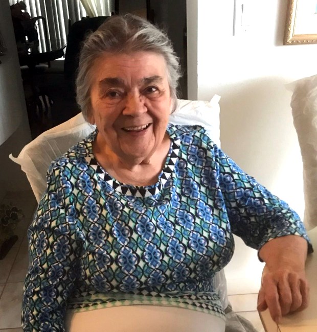 Obituary of Rosa M. Santiago