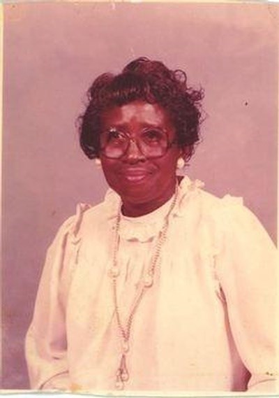 Obituario de Mildred Wright