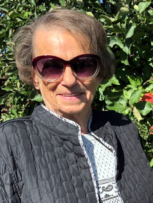 Obituario de Ann Hill