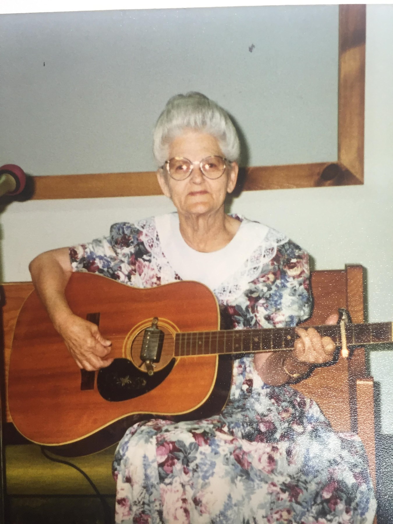 Obituary of Genevieve Dixon