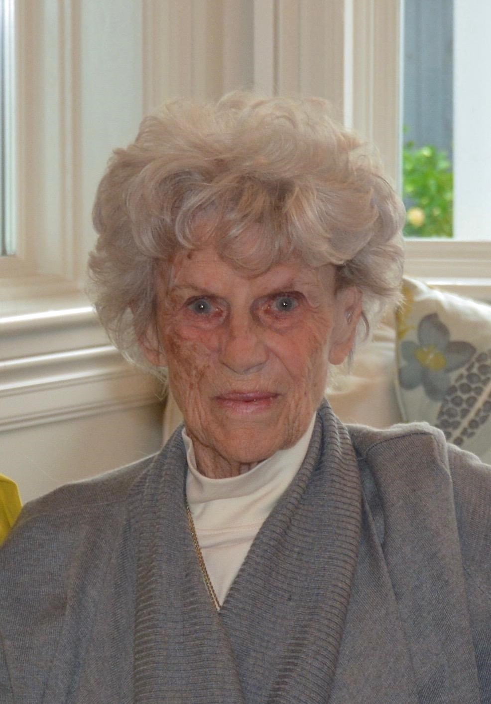 Obituary of Florita "Flo" Hecker