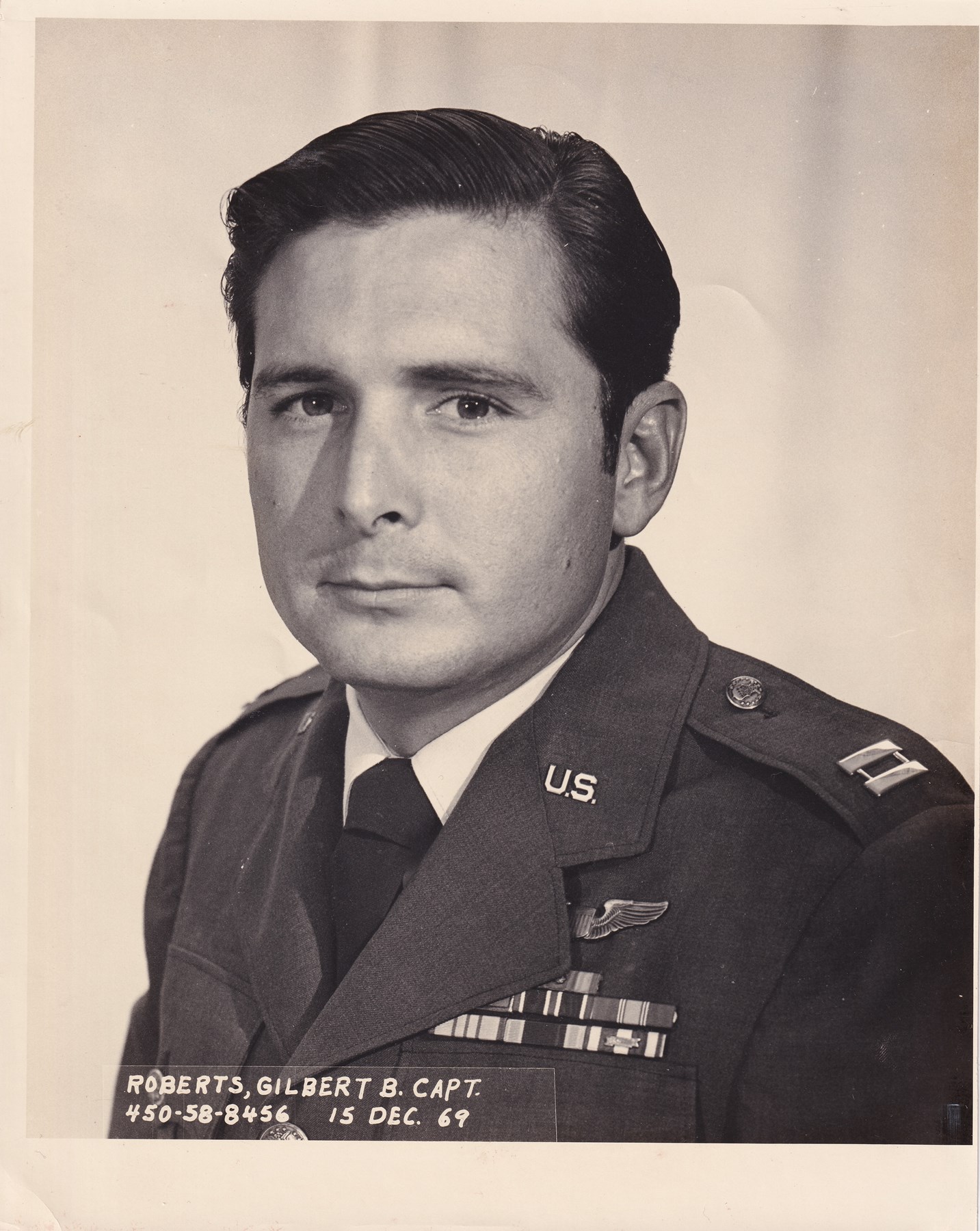 Obituary of Gilbert "Gil" Buel Roberts Jr.