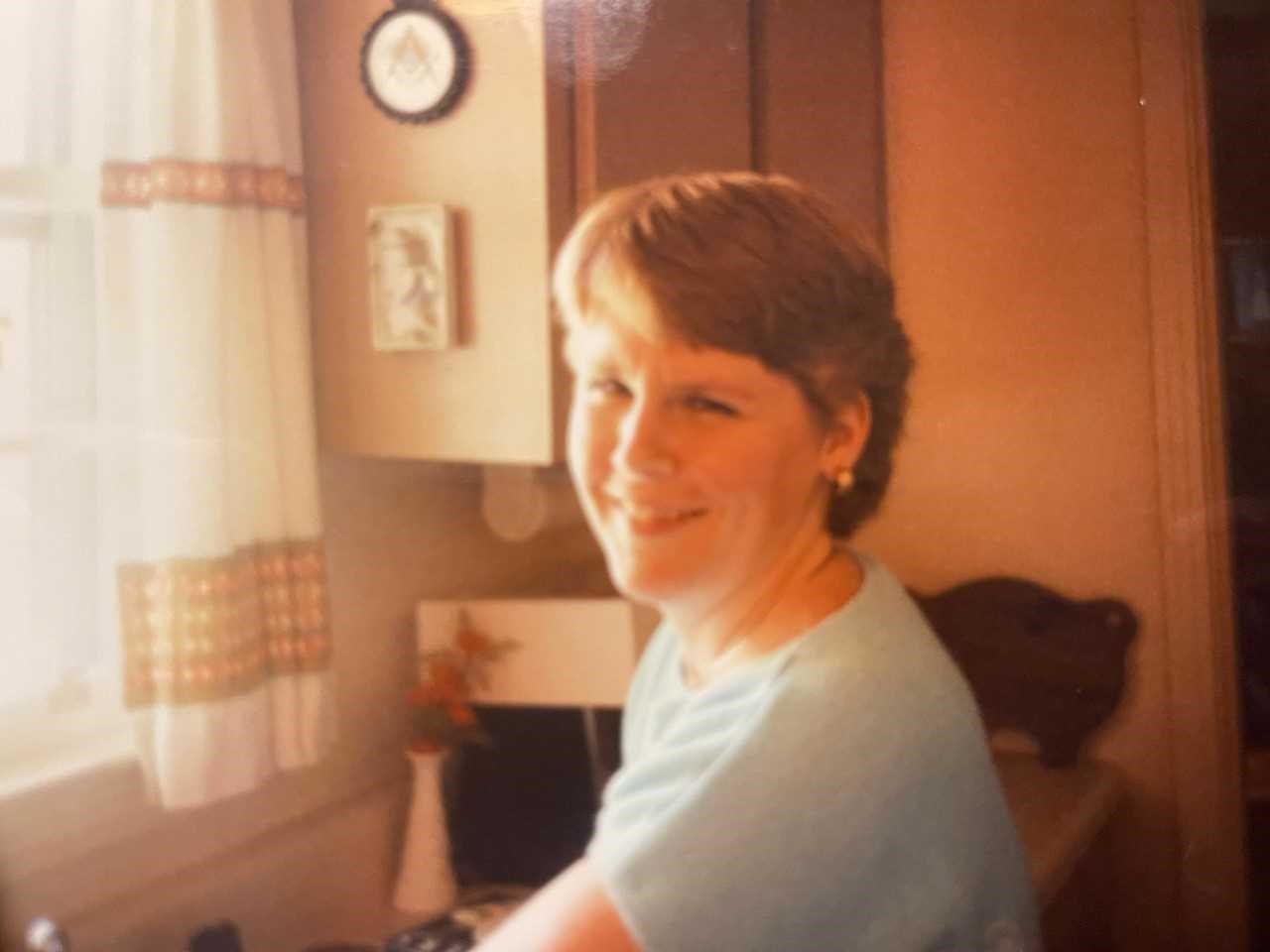 Obituary of Carolyn Horton Simmons
