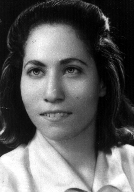 Obituario de Aziza Buentello
