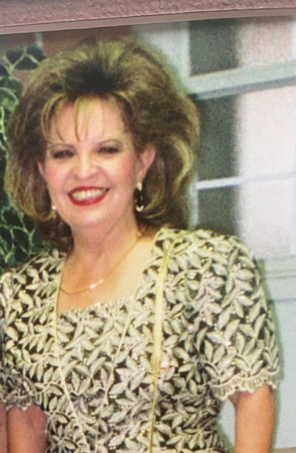 Obituary of Maria Estela Robles