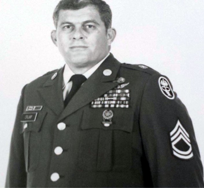 Obituario de Chester Charles Crump Jr.