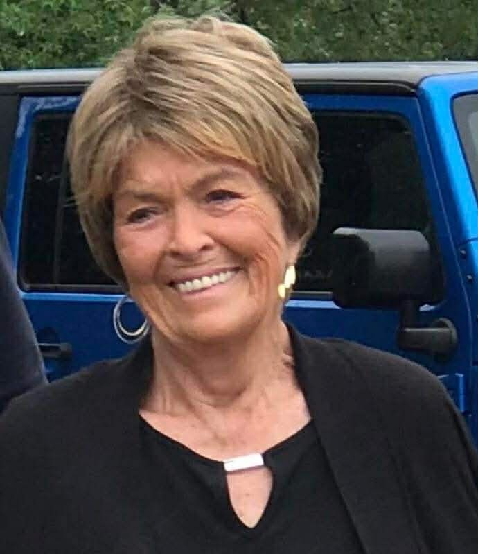 Obituary of Carolina Theresa Leon