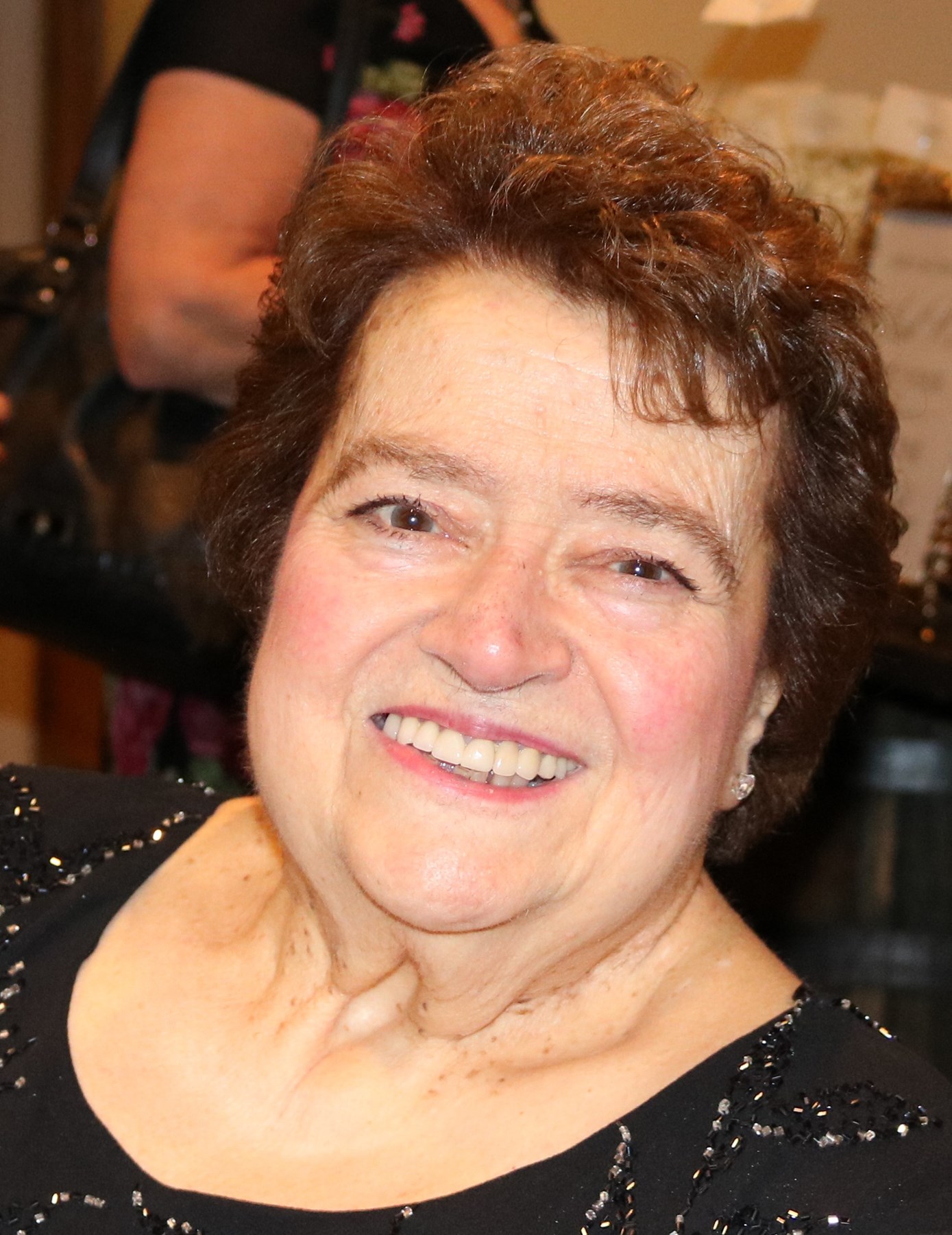 Obituario de Mary Elizabeth Mennilli