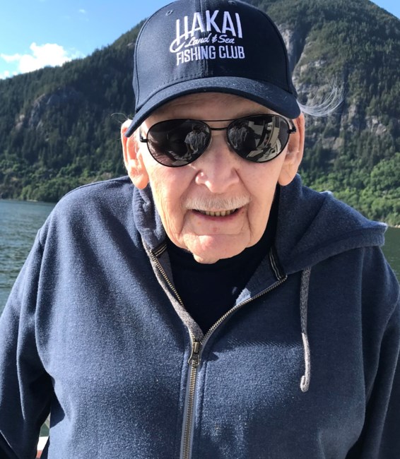 Obituario de Ronald Albert Mitchell