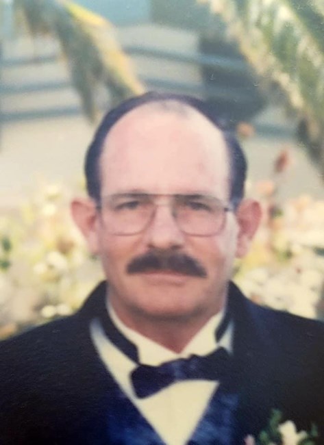 Obituary of Robert Lloyd Vanwinkle