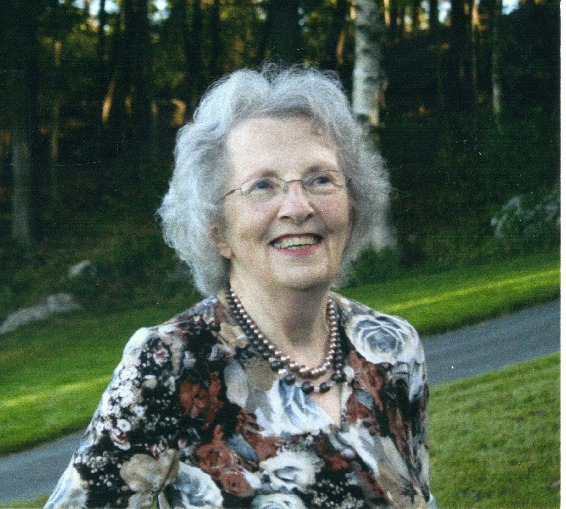 Obituary of Shirley Elizabeth Hill