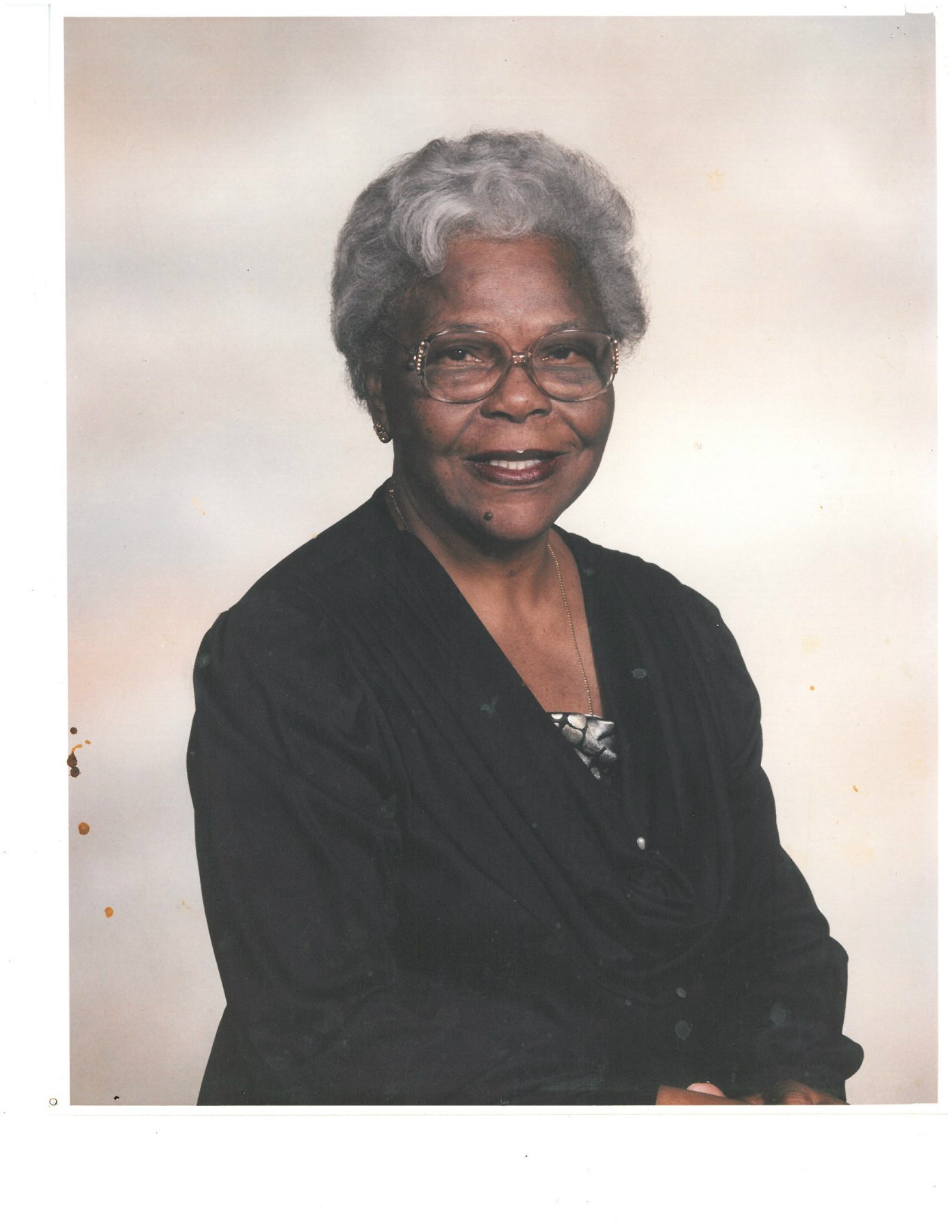 Obituary of Enid Lindo Clarke