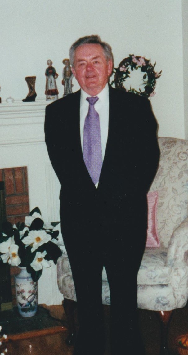 Obituario de Lowell Thomas Almond