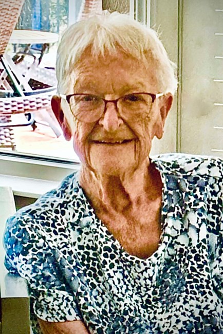 Obituary of Loretta "Dolly" Jean Lorenzo
