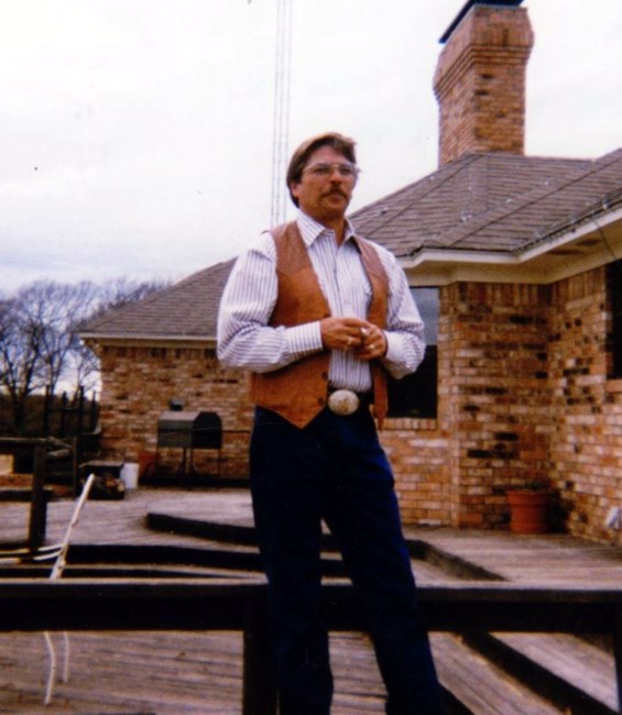 Obituary of Robert E. Hemperley