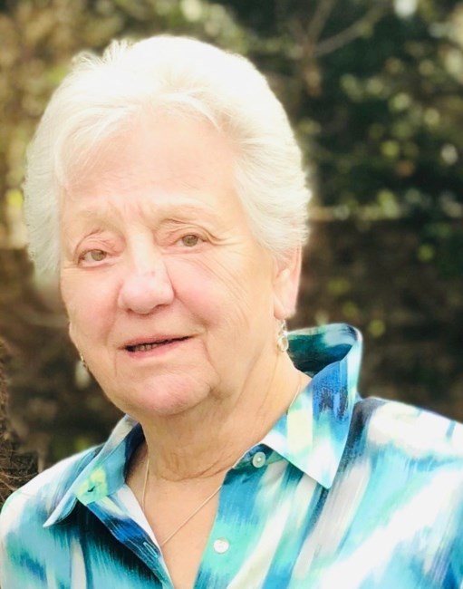 Obituario de Mrs. Ursula Rathke