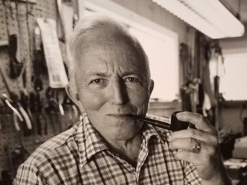 Obituary of Harry Roy Borcherding