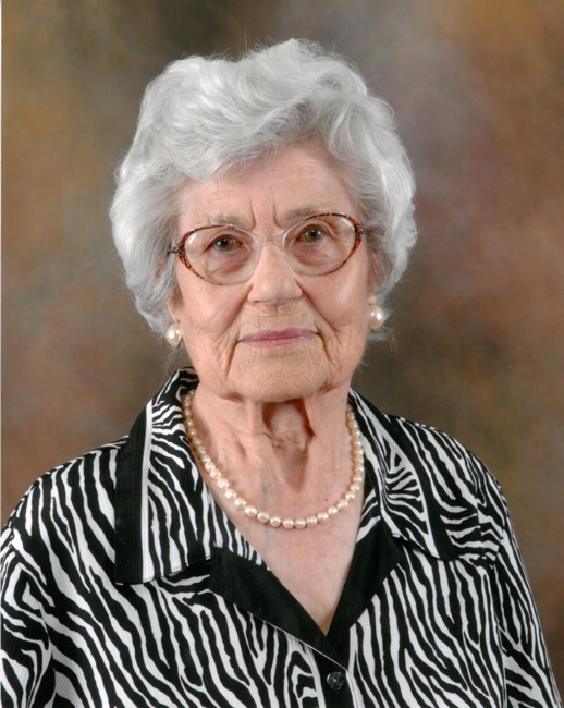 Obituary of Evelyn H. Long