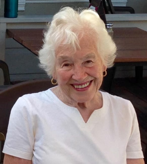 Obituary of Estelle Helena Davis