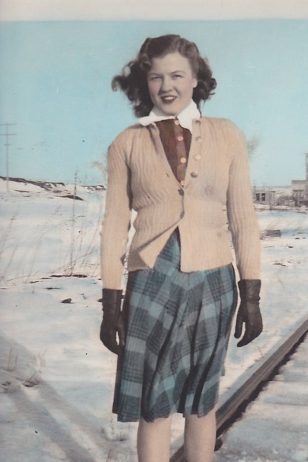 Obituary of Winifred "Winnie" G. Van Fleet