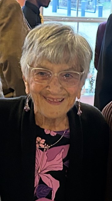 Obituary of Suzanne (Banet) Summers