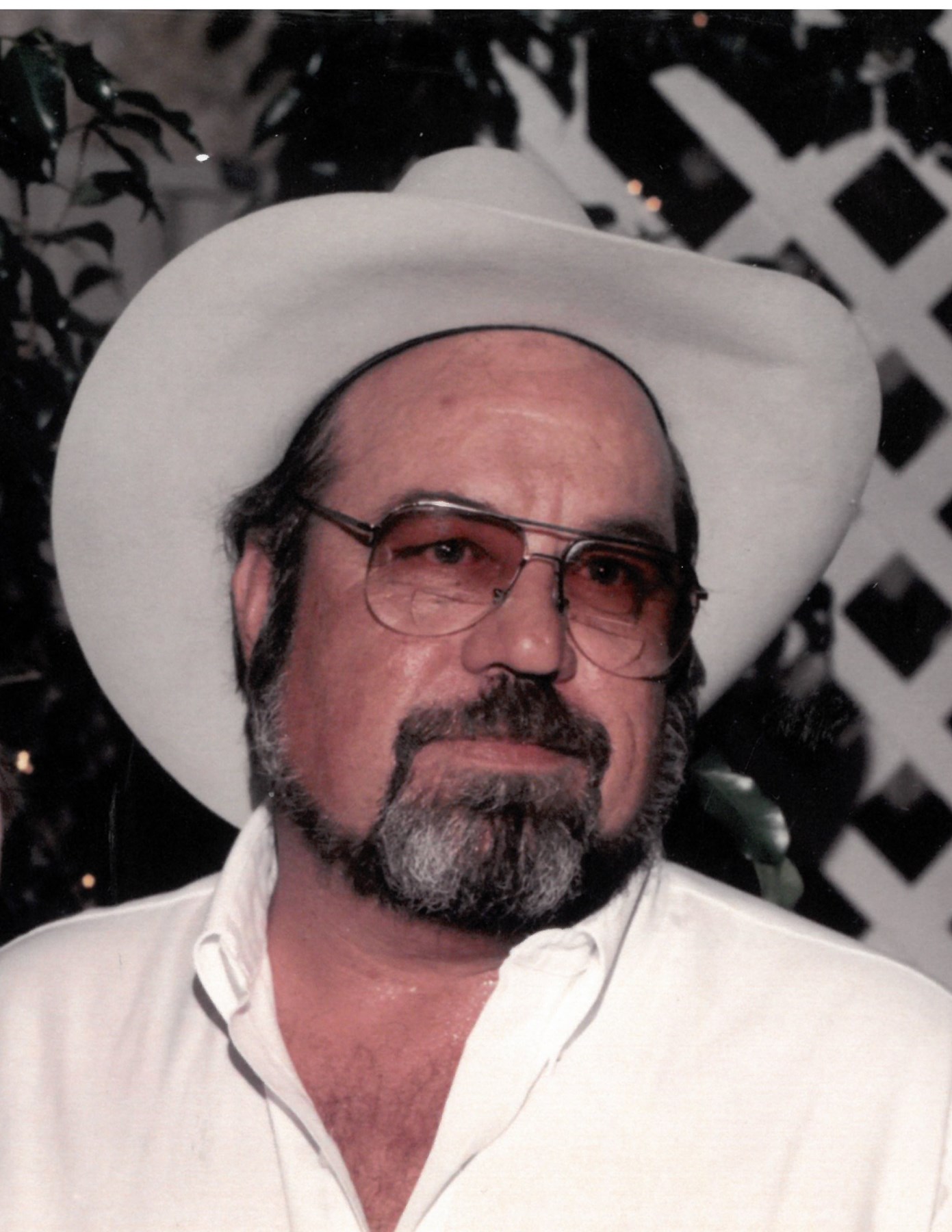 Obituary of Herman "BUCK" Richard Wuebker, Jr.