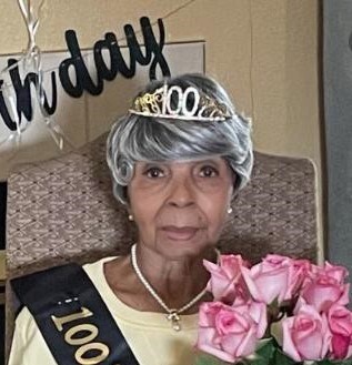 Obituary of Vera Margaret Henderson