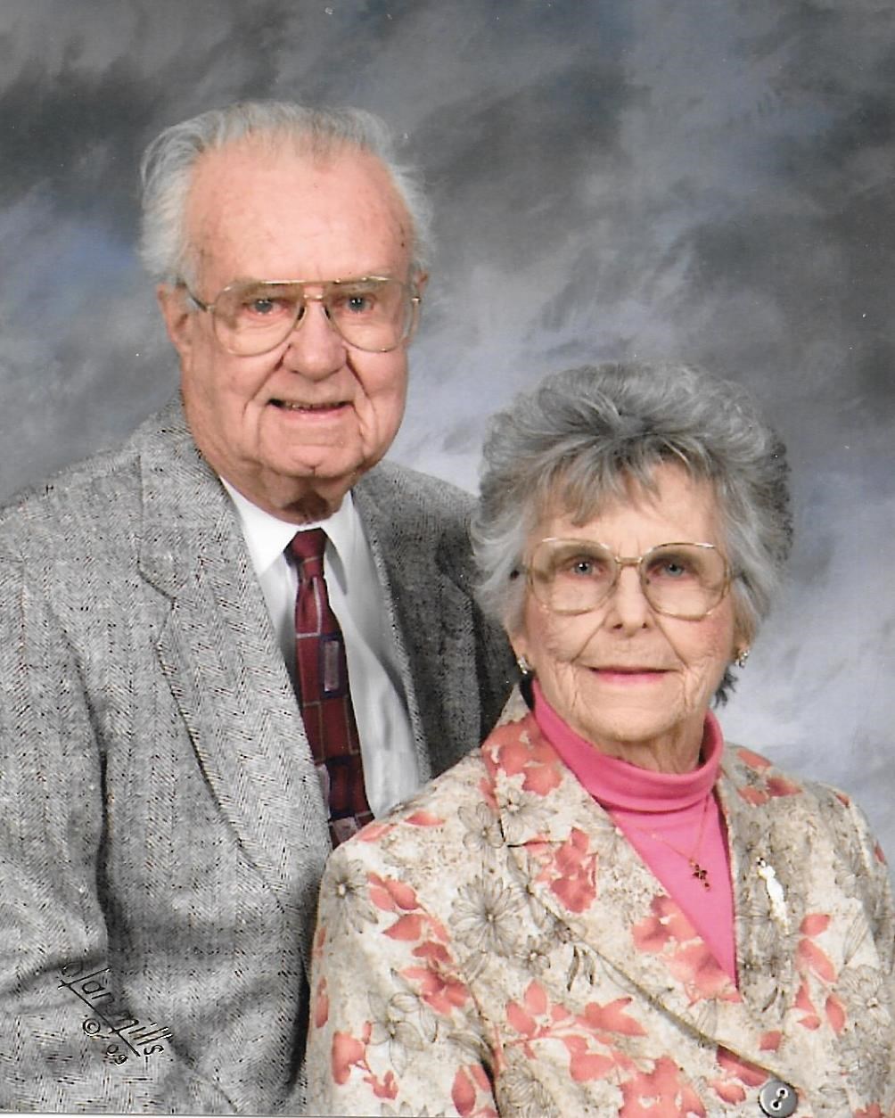 Obituary of Elizabeth Mae Halling