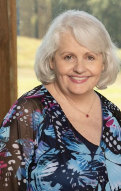 Obituary of Robin Ellen Overstreet