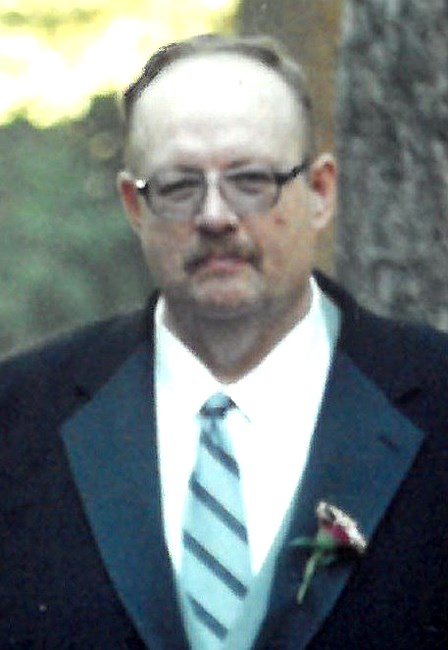 Obituary of Robert Lloyd Carnahan