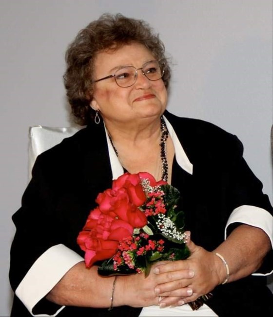 Obituary of Gayle Luthringshausen Flesch
