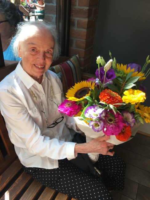 Obituary of Dorothy Briggs Woodcock