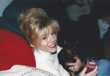 Obituary of Mrs Lynn Greeson