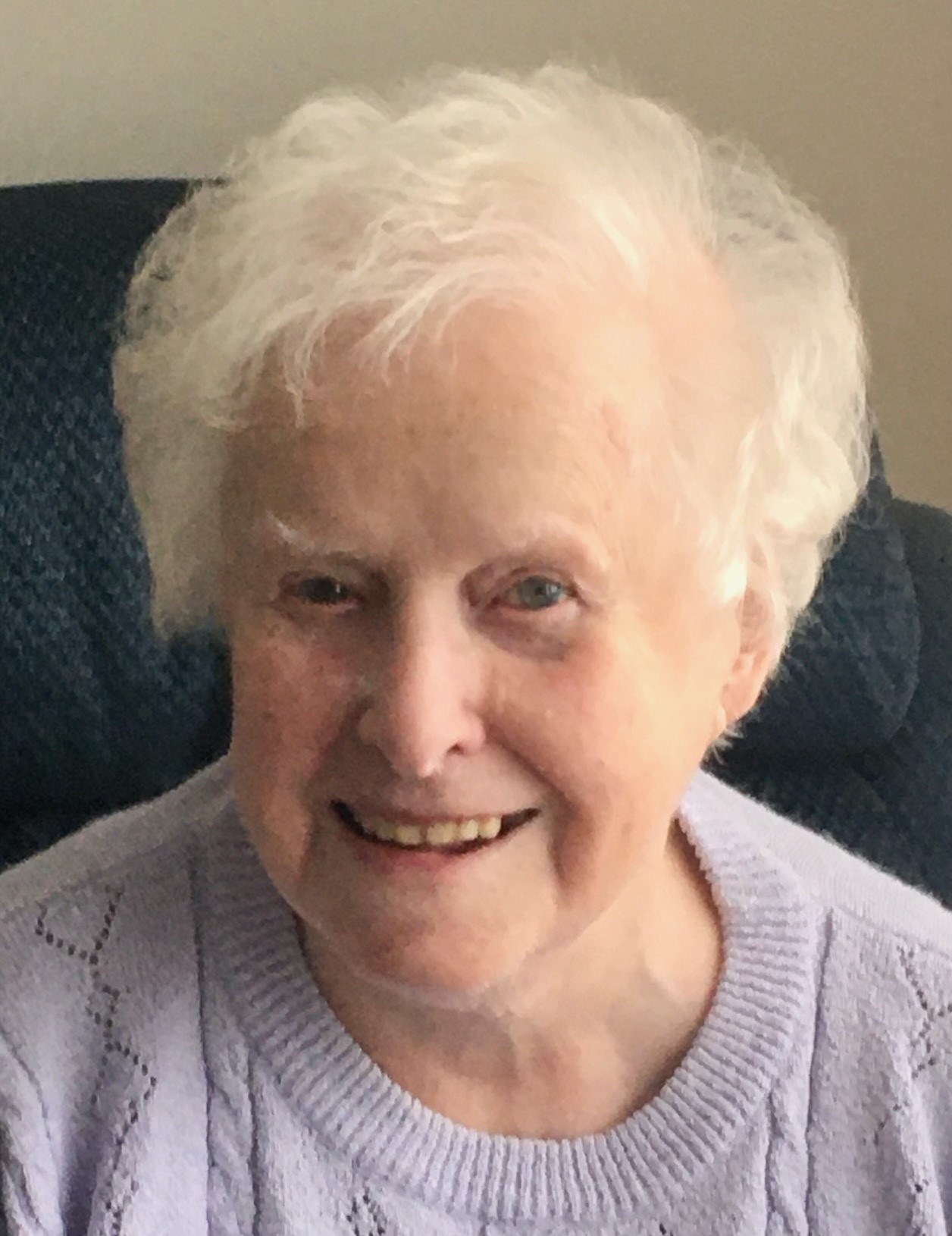 Helen Harvey Obituary