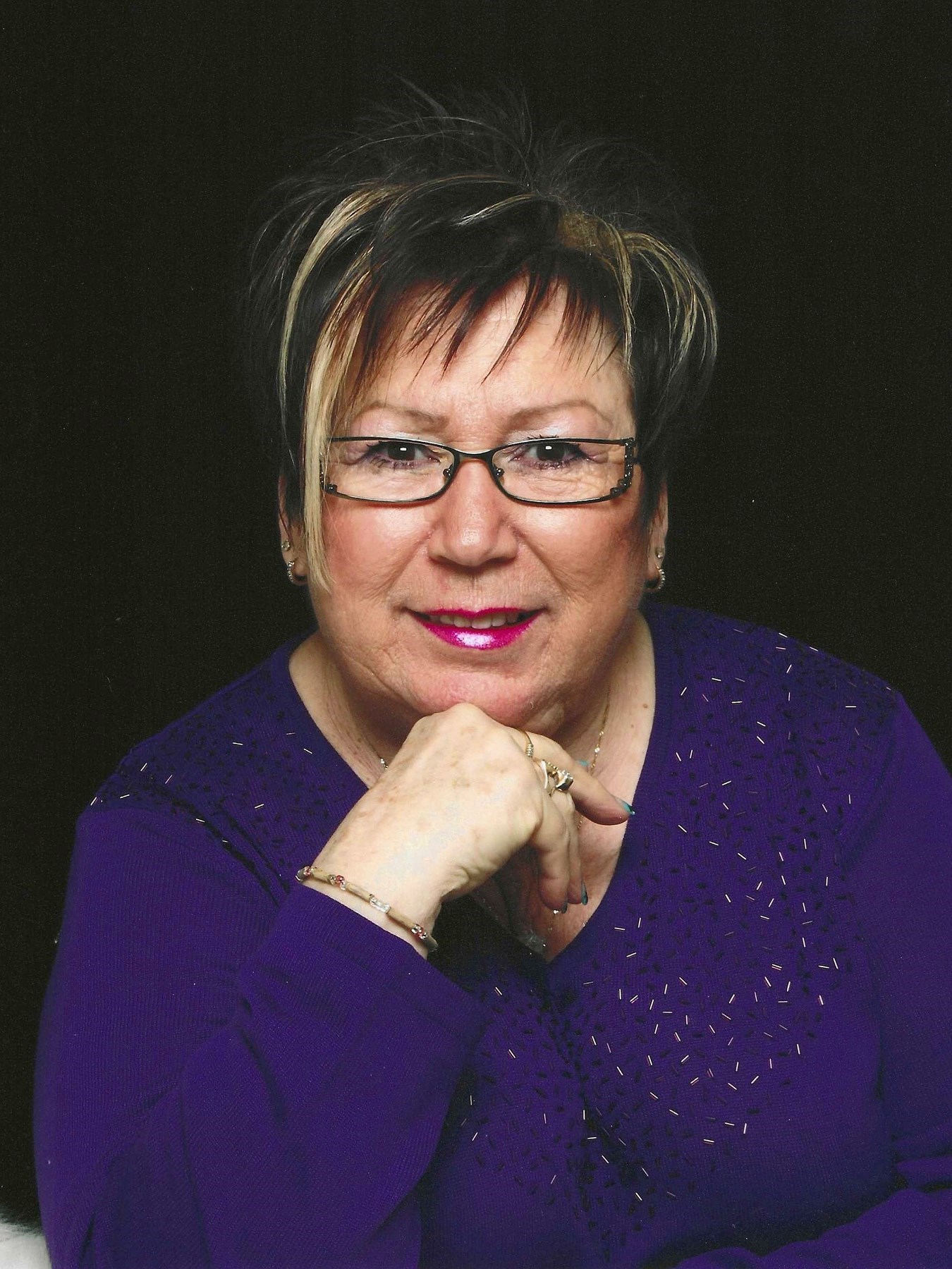 Struve And Laporte Funeral Chapel Obituaries - b6b175p