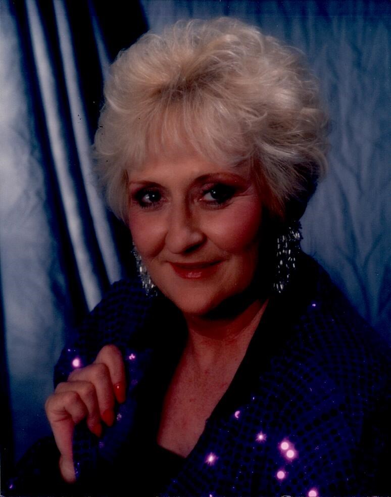 Obituary of Linda Porter Moubray