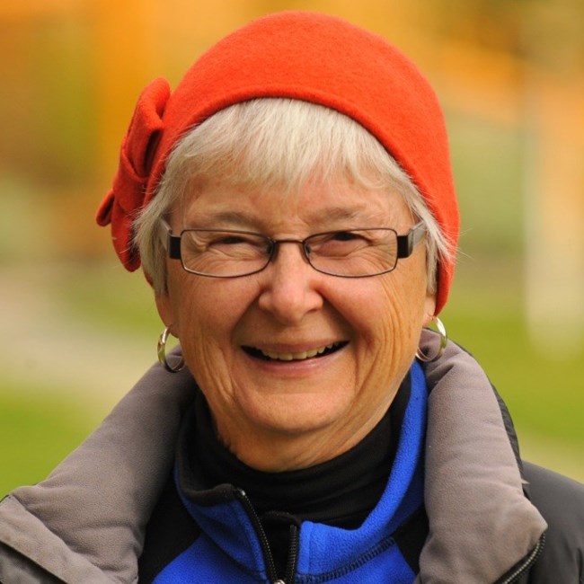 Obituary of Carol Jane (Strachan, Maxwell) Beaver