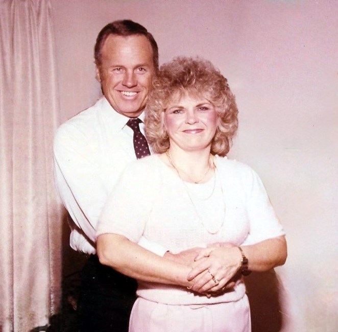 Obituary of Gwendolyn Kaye and Wayne Nelson