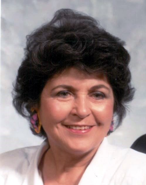 Obituary of Barbara Louise Batley Robertson
