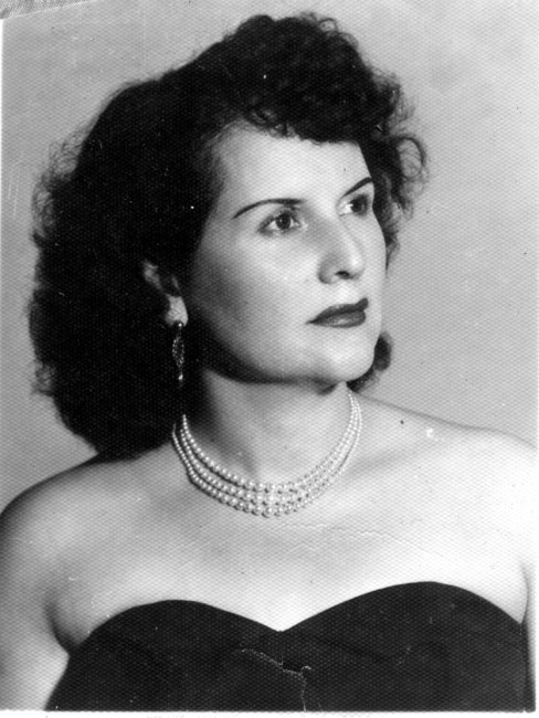 Obituario de Bertha Rosas de Ulloa