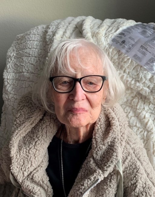 Obituary of Rosalyn J Ross