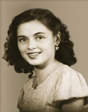 Obituary of Catalina Benitez Servellón