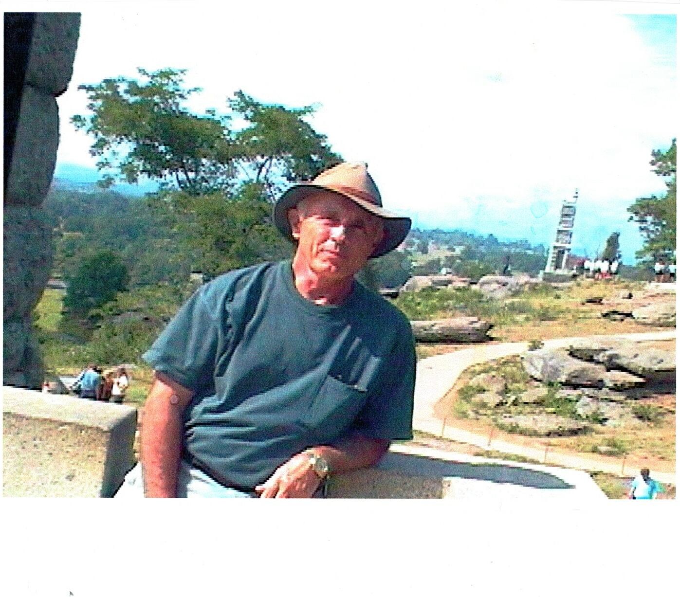 Obituary of Robert "Bob" Eugene Aten