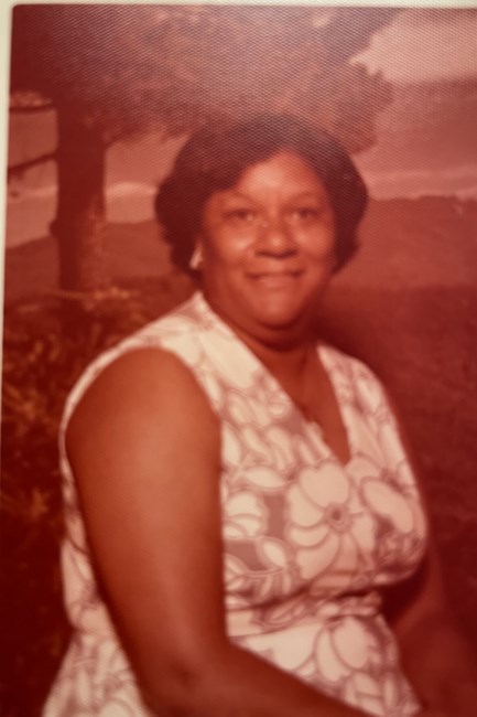 Obituary of Dessie Mae Humphries