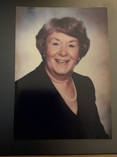 Obituary of Jeannette Kuhn