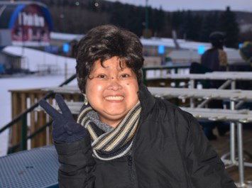 Obituary of Gloria Reyes Salvador