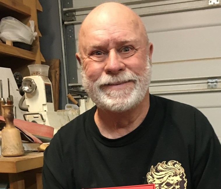 Obituario de Keith Robert Luecke