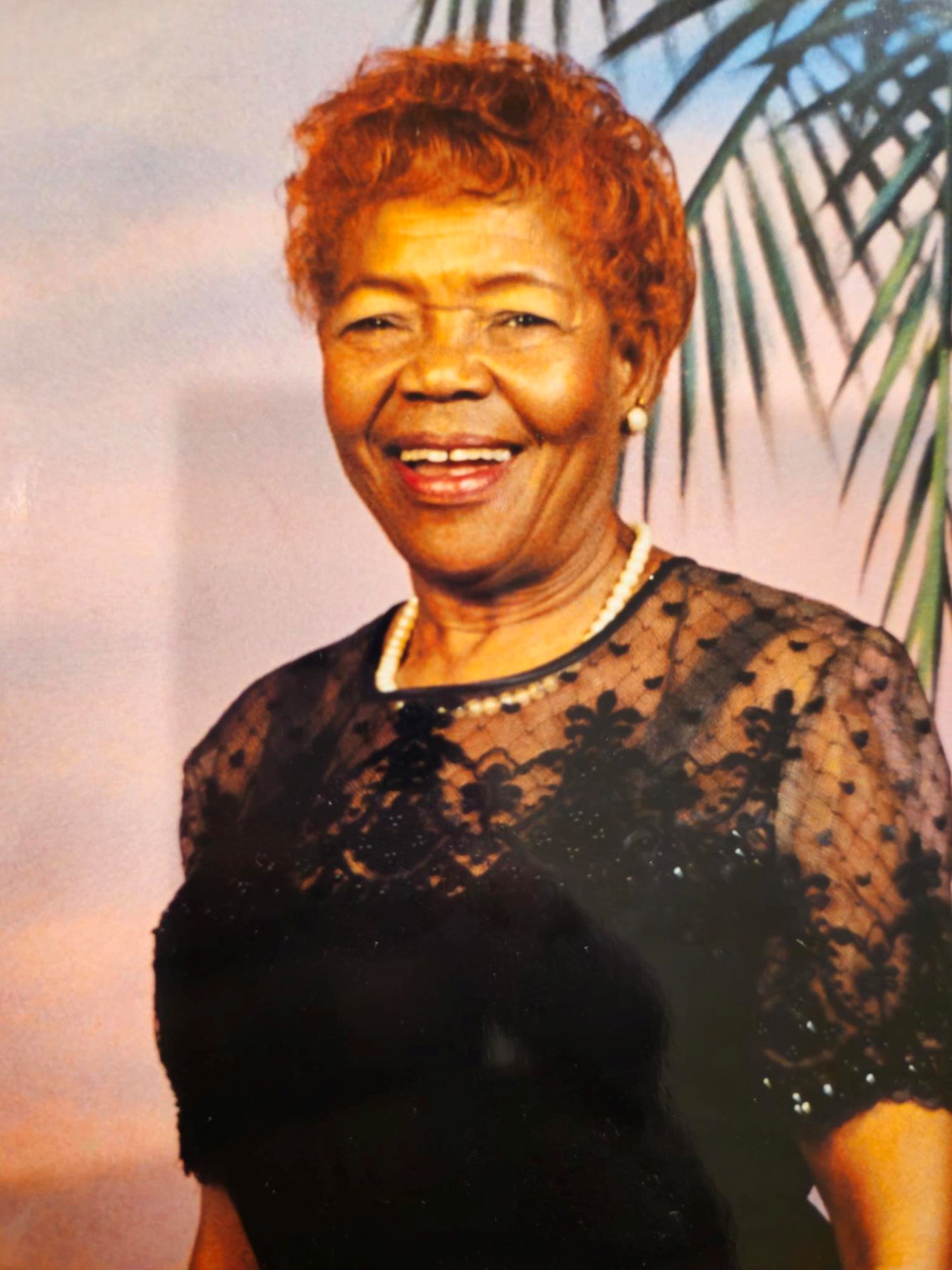 Obituary of Lucille T. Lawrence