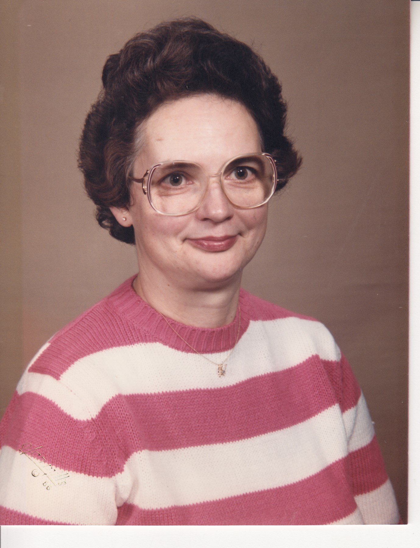 Obituary of Elaine Mae Fisher