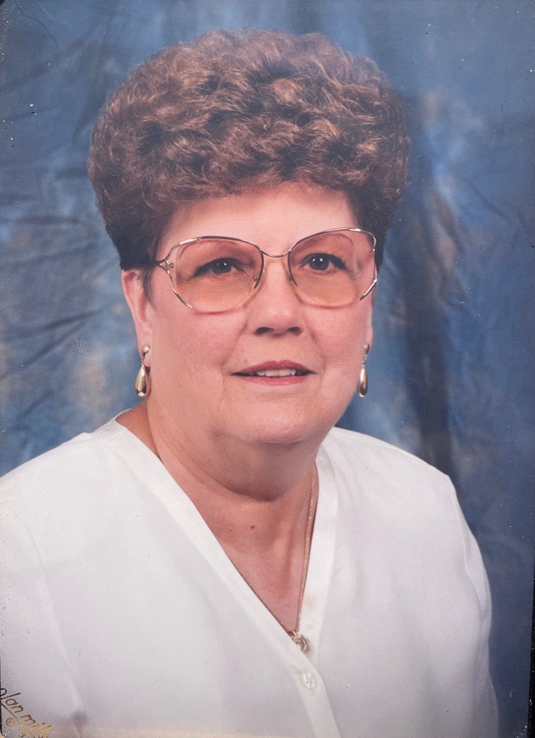 Obituary of Juanita Hall Whiteside